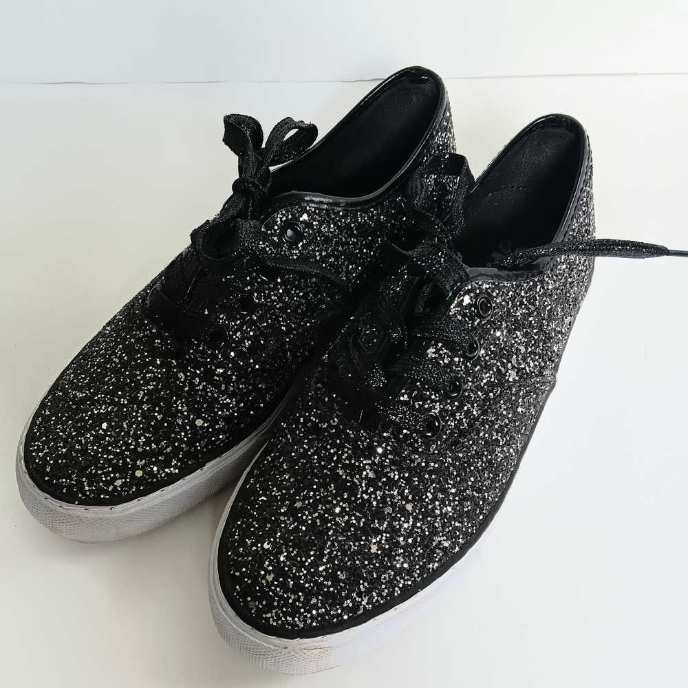 Gotta Flurt Black and Silver Glitter Sneakers